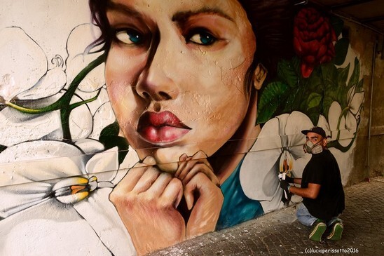 La violenza non ha giustificazioni Karim Cherif murale per IDoLove urban art festival Comune di Dolo